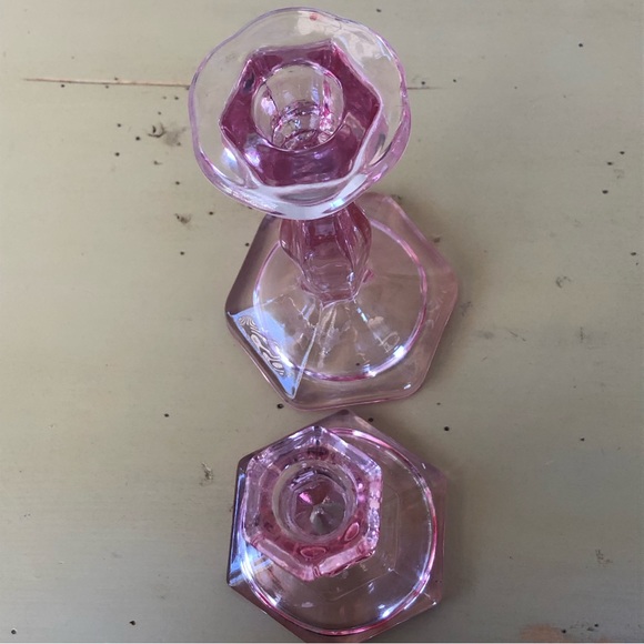 Set Of Two Romantic Pink Glass Candlesticks Candle Holders Cottagecore - Picture 7 of 9